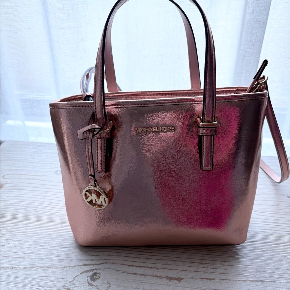 Michael Kors Gold Tote Bag with Structured Design
